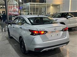 نيسان فيرسا